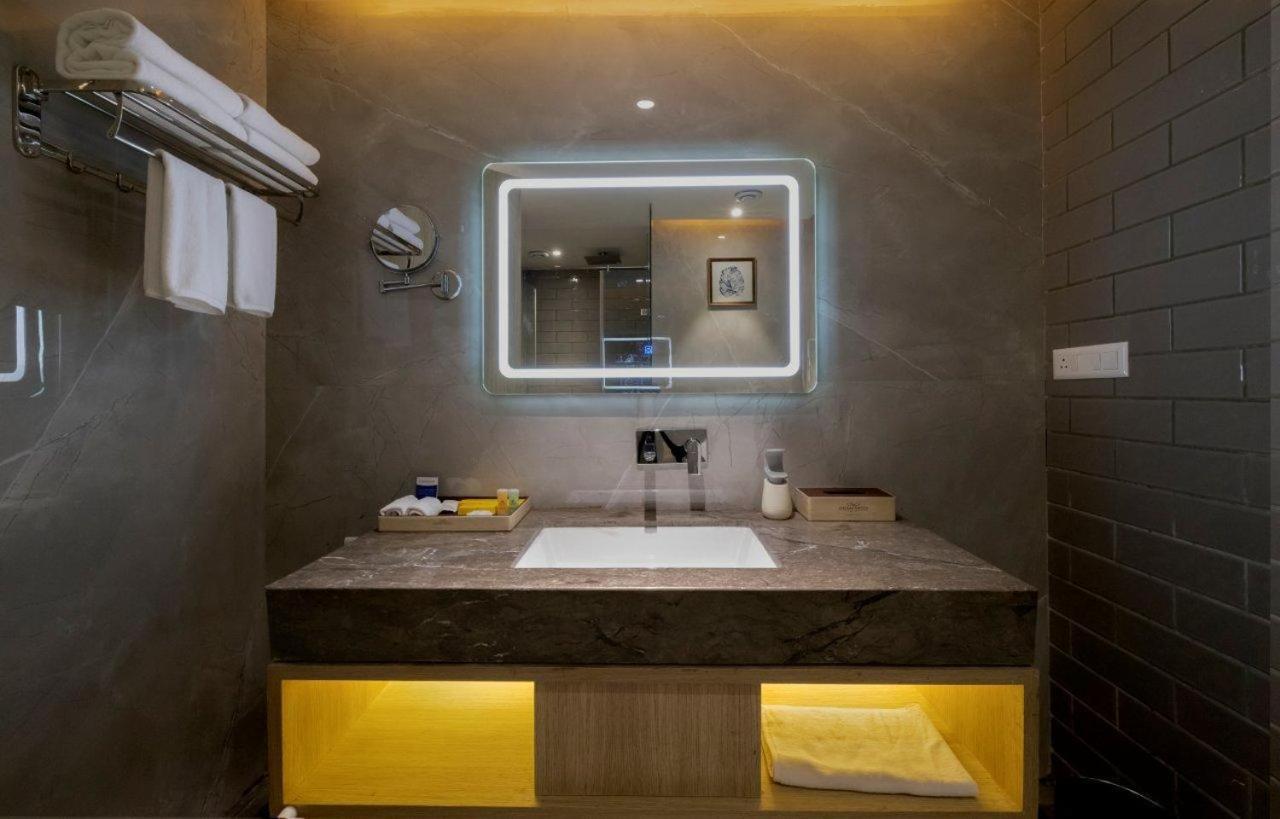 Sarovar Portico Morbi Dış mekan fotoğraf