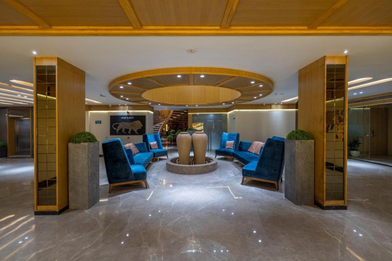 Sarovar Portico Morbi Dış mekan fotoğraf