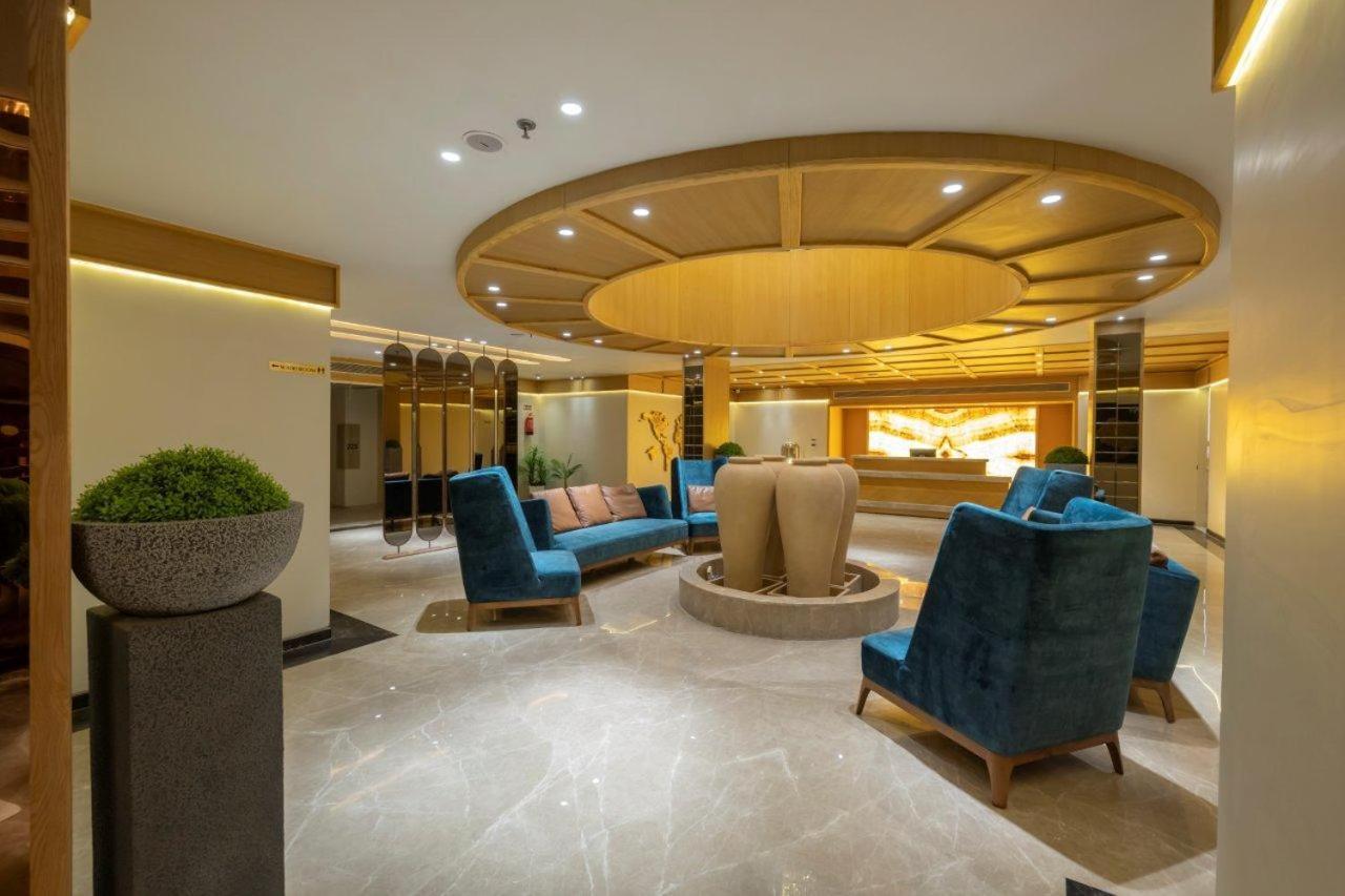 Sarovar Portico Morbi Dış mekan fotoğraf