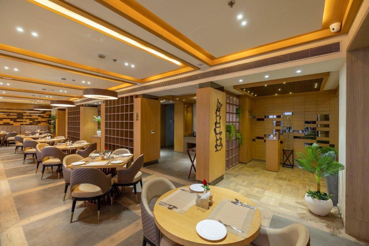 Sarovar Portico Morbi Dış mekan fotoğraf
