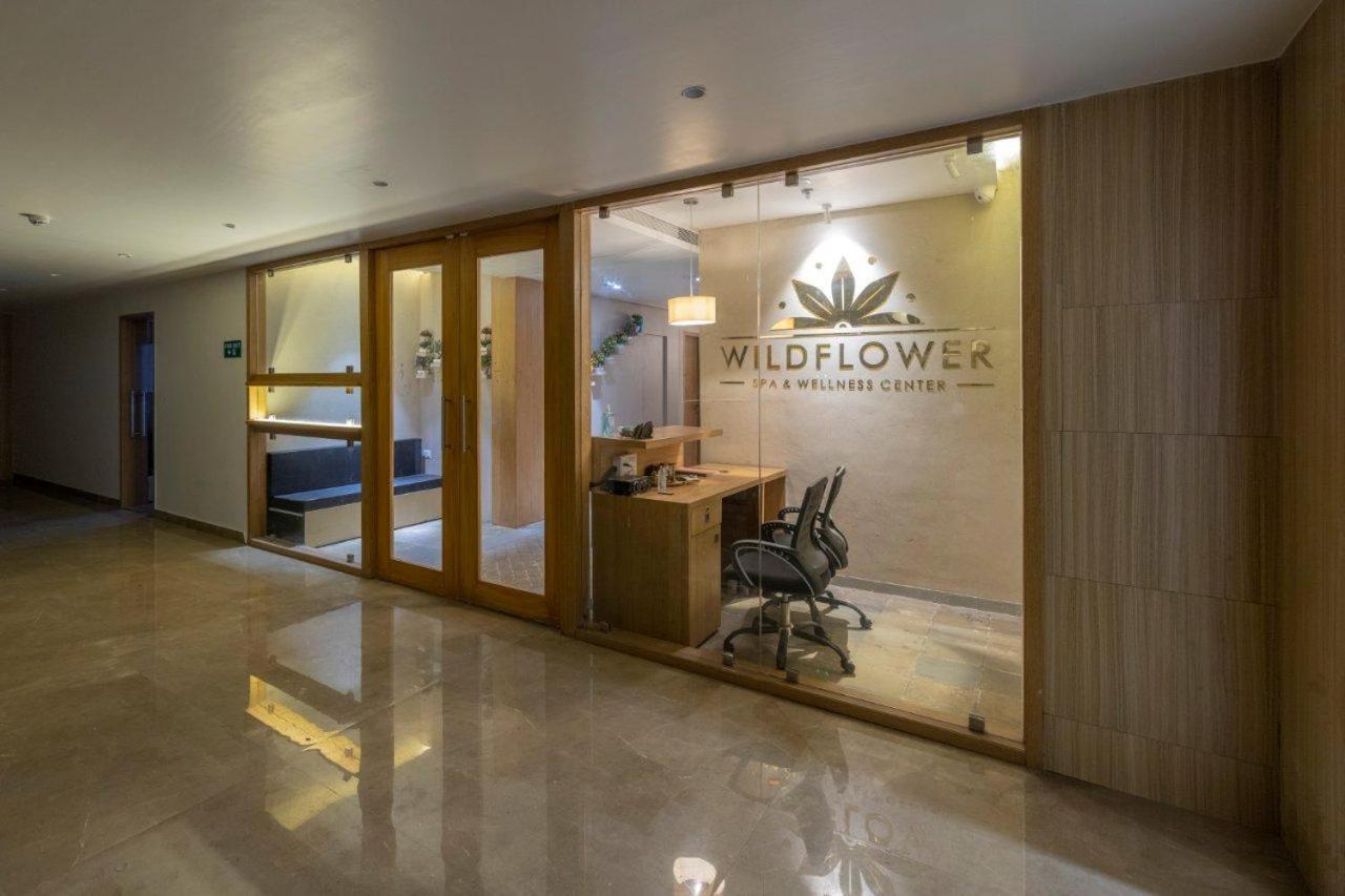 Sarovar Portico Morbi Dış mekan fotoğraf