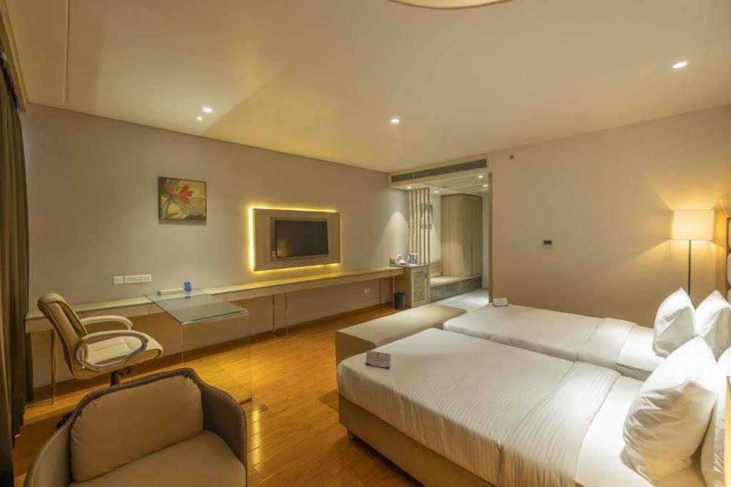 Sarovar Portico Morbi Dış mekan fotoğraf